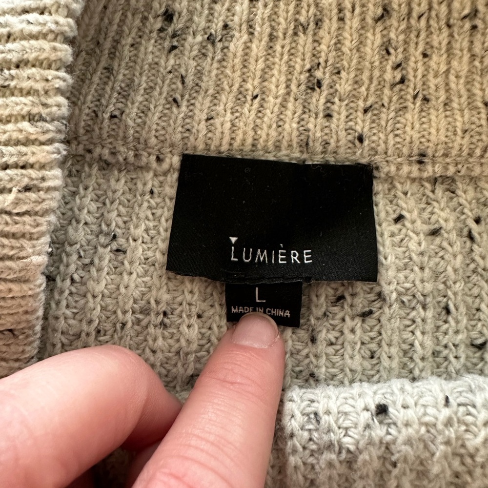 Cropped Sweater - Picture 2 of 2
